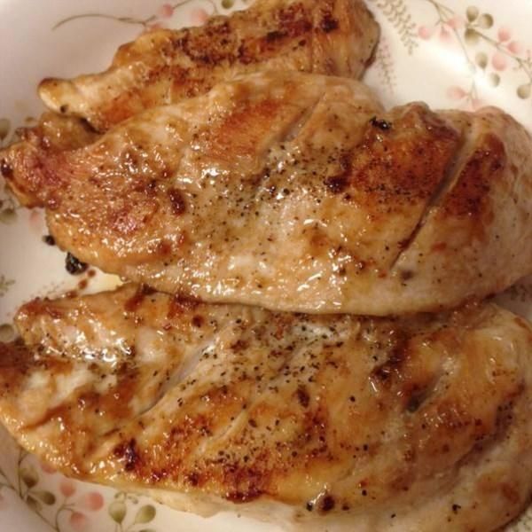 吃雞肉很滋補，教你7種雞胸肉做法，蛋白質(zhì)豐富，還不長胖
