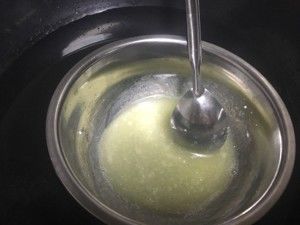 自制黑巧克力（从原材料做起的）的做法步骤 第2步