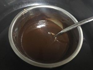 自制黑巧克力（从原材料做起的）的做法步骤 第5步