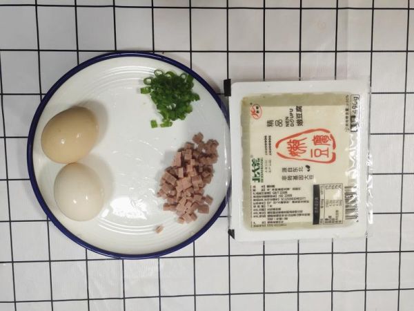 純奶手撕吐司的做法 步驟1