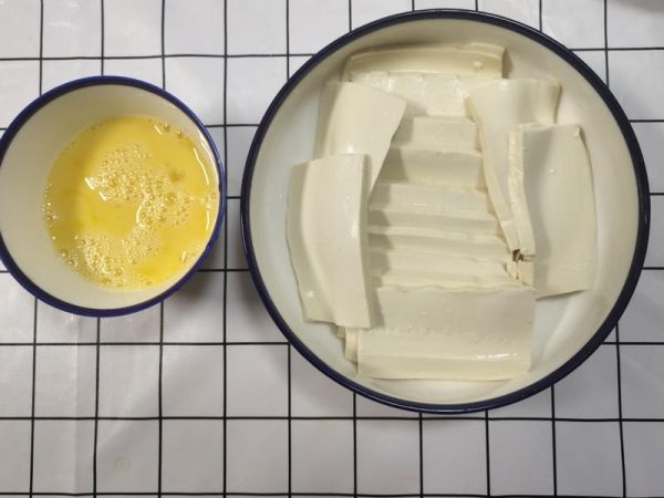 純奶手撕吐司的做法 步驟1