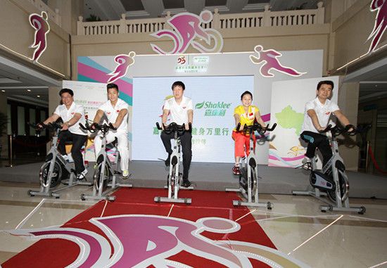 2013年嘉康利全民健身万里行”活动现场