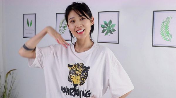 左右搖晃大腿，每天3分鐘，舒緩酸痛，體重1天天變輕