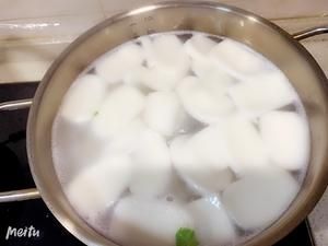 少油少鹽清清爽爽炒年糕的做法 步驟2