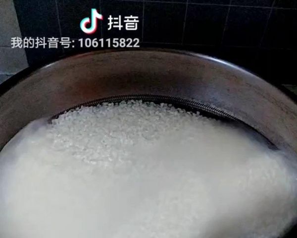 健康無(wú)油的糯米年糕的做法