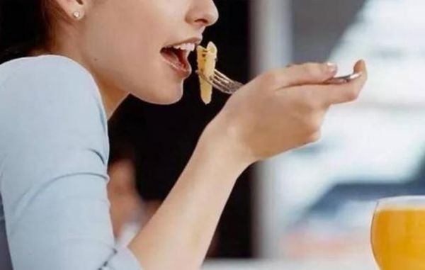容易餓可能是幾種健康問題在作祟