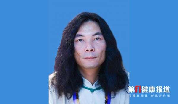 張勝軍堅持公益推拿按摩獲頒健康宣傳大使