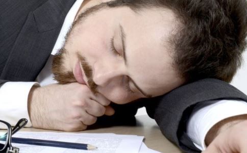 吃什么改善睡眠 改善睡眠的食物 哪些食物改善睡眠