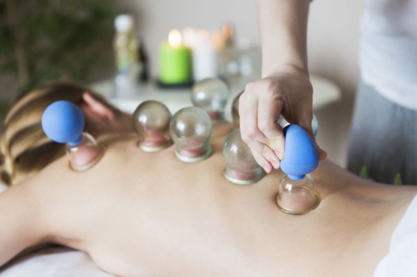 乳腺增生拔罐真的有效嗎 拔罐效果真相大揭秘 乳腺增生拔罐有效嗎