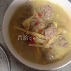 黃花菜肉泥湯的做法[圖]