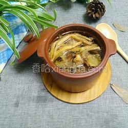 猪骨炖黄花菜的做法[图]