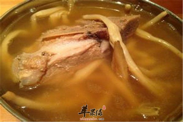 黄花菜做汤2.jpg