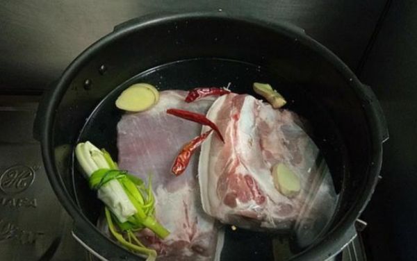 梅干菜扣肉，五花肉最好吃的做法，你喜歡吃嗎？