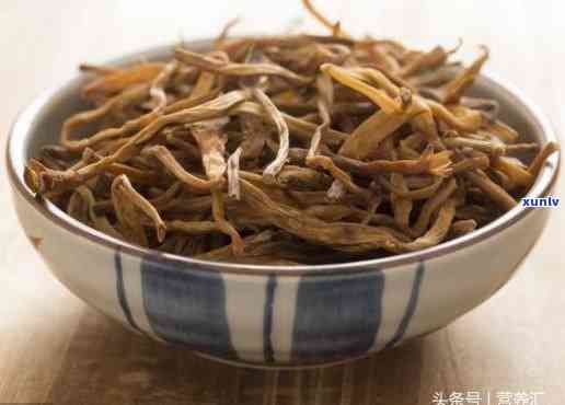 黃花菜煮茶：泡水與煲的藥效與功效