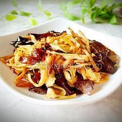 黃花菜腐竹炒木耳的做法[圖]
