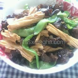 腐竹炒木耳的做法[圖]
