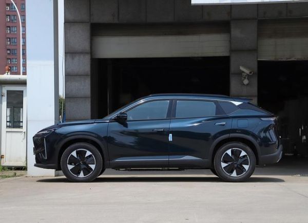 全新純電SUV！10.99萬起震撼首發(fā)-有駕