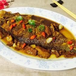 五花肉燒黃花魚(yú)的做法[圖]