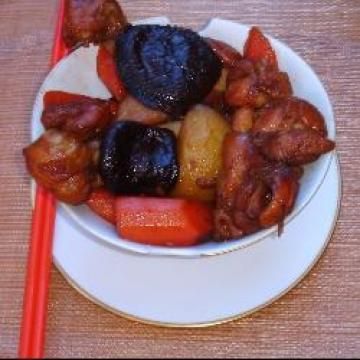 香菇胡蘿卜紅燒雞腿做法
