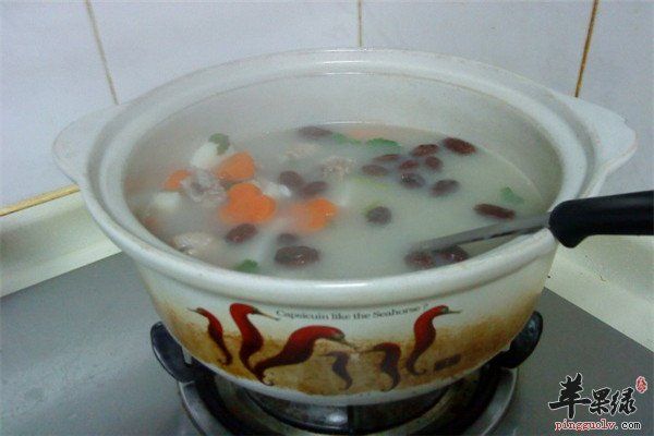紅棗胡蘿卜湯2.jpg