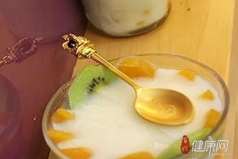 自制白領(lǐng)減肥果凍