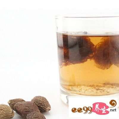 中藥泡茶要把握藥味、用量及服法一般而言，泡茶選單味中藥最好，因治療或病情等的需要，可以配方使用，但選藥最多4~5味