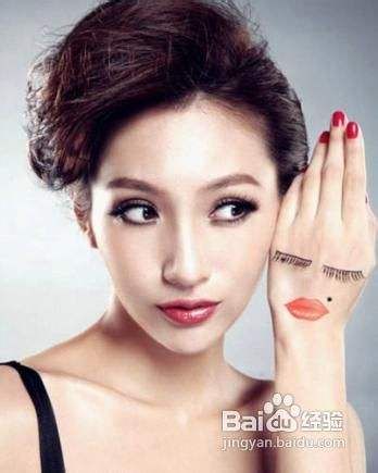 4步塑造瓜子脸