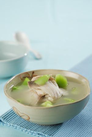 三款女白領(lǐng)美味排毒養(yǎng)顏湯