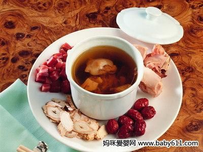 5款美容養(yǎng)顏湯 排毒滋補(bǔ)吃出健康