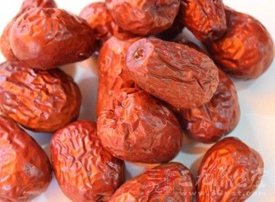 大棗甘溫，少食健脾，多食則礙脾