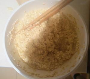 烤箱做燕麦饼！减脂完美！！的做法 步骤1