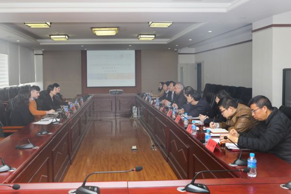 說明: E:2019年照片（下集）2020-01-15 云南綠色食品國(guó)際合作研究中心與歐盟亞洲中心合作洽談會(huì)xLQ4A1500--1.jpg