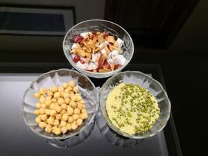 營養(yǎng)粗糧瘦身早餐:粗糧蔬菜糊的做法 步驟4