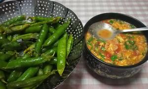 简单又瘦身的番茄鸡蛋燕麦粥的做法 步骤1
