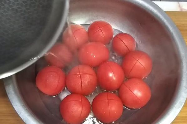 番茄醬這樣做，跟超市買的一模一樣，酸甜可口又營養(yǎng)，孩子超愛吃