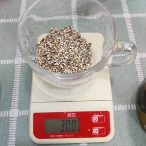 營(yíng)養(yǎng)均衡早餐~牛奶麥片的做法 步驟1