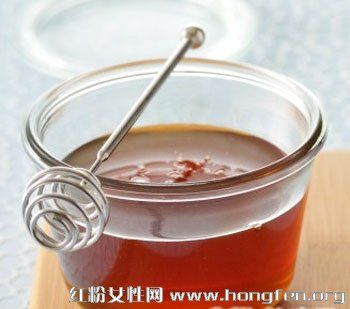 喝蜂蜜水可以增強(qiáng)免疫力 蜂蜜水什么時(shí)候喝養(yǎng)生功效最好