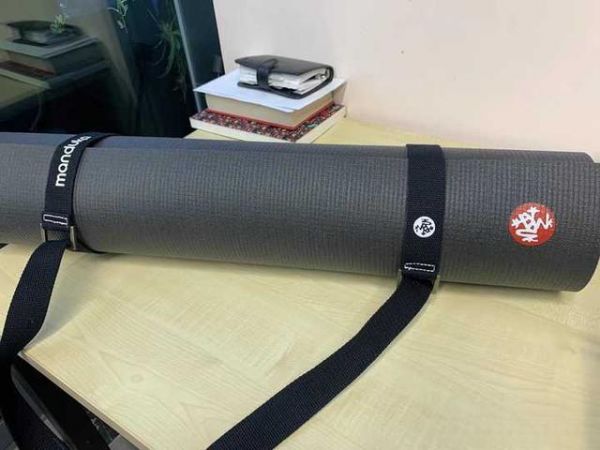 健身想買瑜伽墊，PU材質(zhì)和TPE材質(zhì)哪個比較好，我應(yīng)該選哪個?-有駕