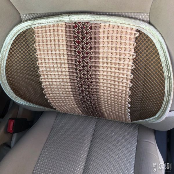 挺腰坐直—途虎人體工學(xué)辦公室腰靠曬單_新浪眾測(cè)