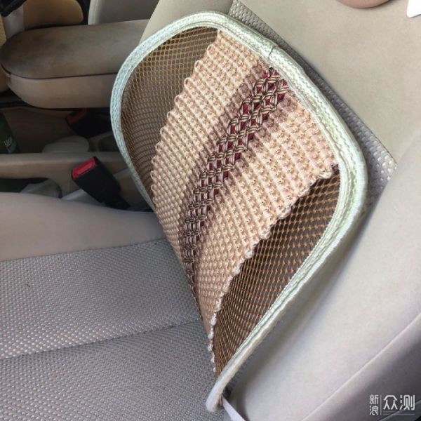 挺腰坐直—途虎人體工學(xué)辦公室腰靠曬單_新浪眾測(cè)