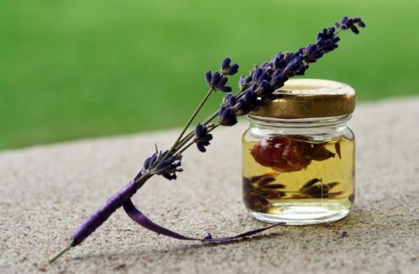 玫瑰精油芳香療法精油花卉水療
