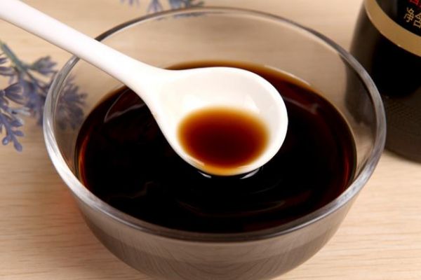 桑葚子，是天然的“失眠藥”，睡前扔幾粒泡水喝，一覺到天亮！