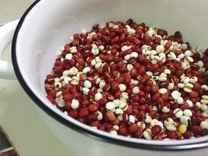 紅豆薏米燕麥粥的做法步驟 第1步