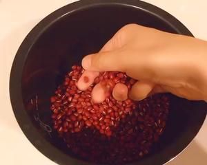 暖冬篇 紅豆牛奶燕麥粥的做法 步驟1