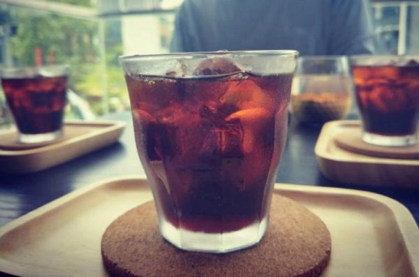 白咖啡和黑咖啡哪一种是低温烘焙