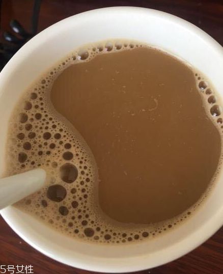 白咖啡是甜的嗎？白咖啡苦不苦？
