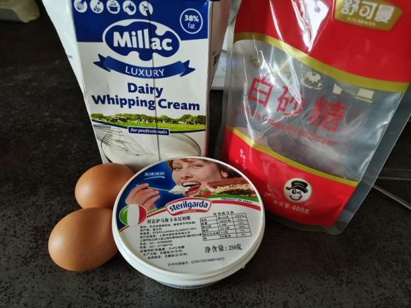 純奶手撕吐司的做法 步驟1