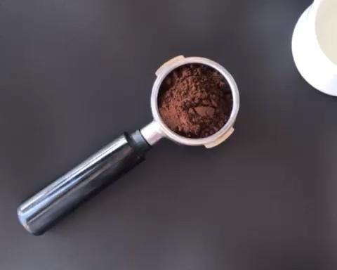 純奶手撕吐司的做法 步驟1