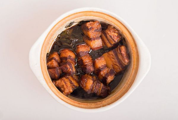 吃红烧肉后怎么补救减肥 红烧肉的热量高吗 吃红烧肉能减肥吗