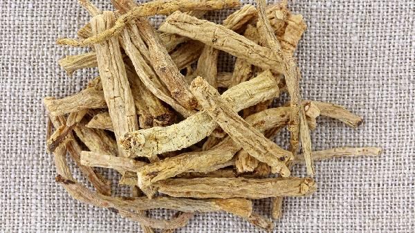 黨參和黃芪的區(qū)別 黨參和黃芪能一起吃嗎